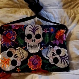 Crossbody Sugar Skulls 💀
